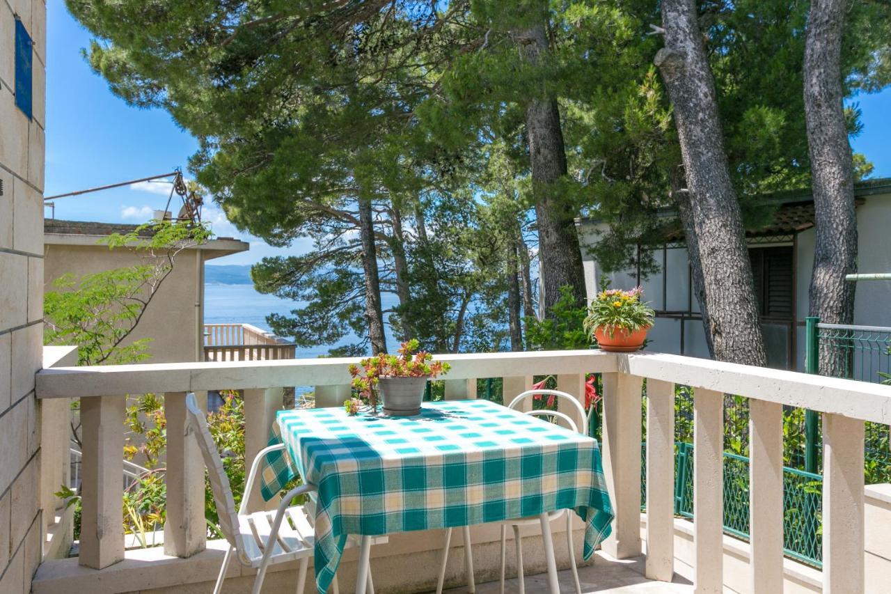 Apartments By The Sea Brela, Makarska - 18356 Exterior foto